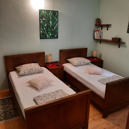 Kuca Za Odmor Ollarosa * Stari Grad (Hvar)