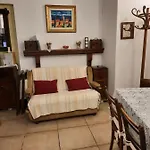 Holiday home Kuca Za Odmor Ollarosa