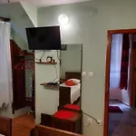 Holiday home Kuca Za Odmor Ollarosa *