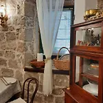 Holiday home Kuca Za Odmor Ollarosa Stari Grad (Hvar)