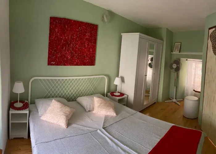 Dom wakacyjny Kuca Za Odmor Ollarosa *